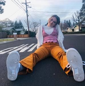 Meet your Posher, Emma